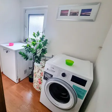 別荘 Strabon Haus *